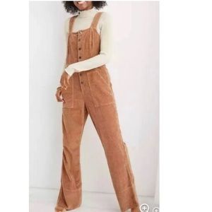 Aerie Corduroy Wide leg Full Length Overalls Size L